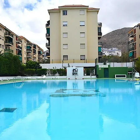 شقة 3 Bedrooms Appartement At Los Cristianos 50 M Away From The Beach With Sea View Shared Pool And Furnished Balcony